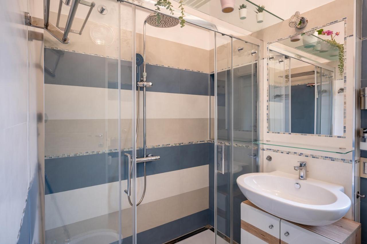Kalbia Apartment Or Rooms Renovated, Functional, Intimate And More Cagliari Exterior photo